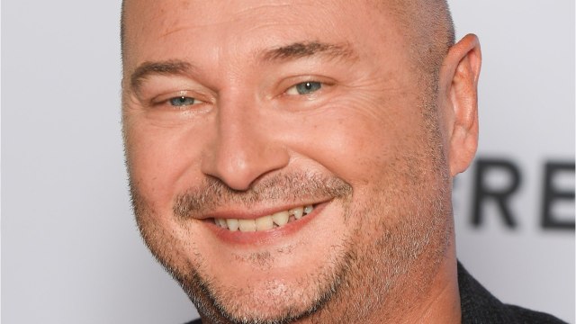 VOICI : Cauet inspiré par les malheurs de Loana : il se moque de son périple en voiture