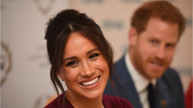 VOICI Meghan Markle : qui est Akeisha Land, le sosie de l’épouse du prince Harry ?