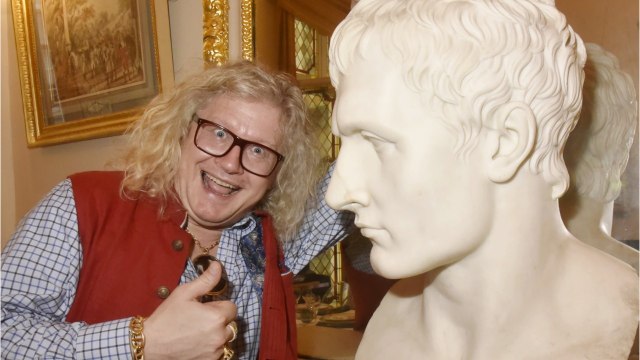 VOICI : Affaire conclue : Pierre-Jean Chalençon peut-il revenir dans l'émission ? Sophie Davant répond