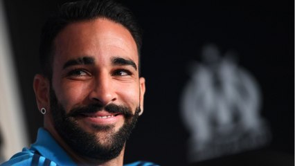 VOICI - PHOTO Adil Rami en Russie : son drôle de clin d'œil à Pamela Anderson