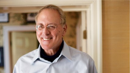 VOICI - Mort de Winston Groom : l'auteur de Forrest Gump est décédé à 77 ans