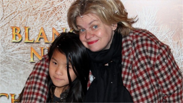 VOICI - La belle déclaration d’amour d'Isabelle Nanty à Tallulah, sa fille adoptive