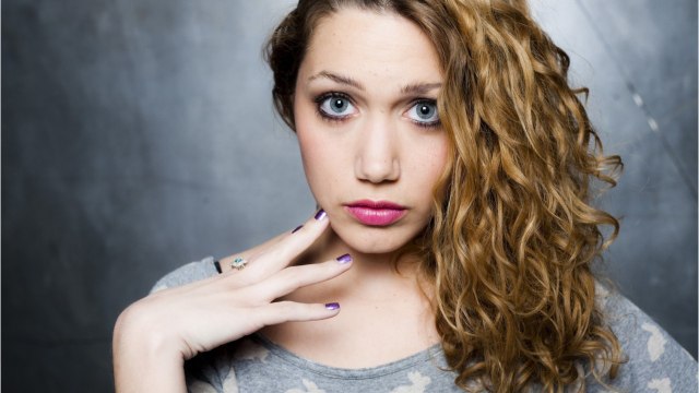 VOICI : Louise Chabat « encore enceinte après avoir accouché : la fille d'Alain Chabat pose nue trois mois après son accouchement