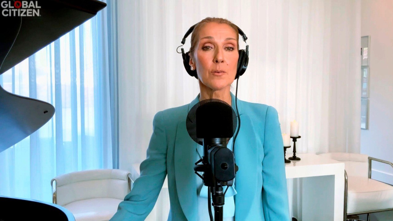 VOICI : Céline Dion se confie sur son confinement avec ses trois fils, René-Charles, Nelson et Eddy