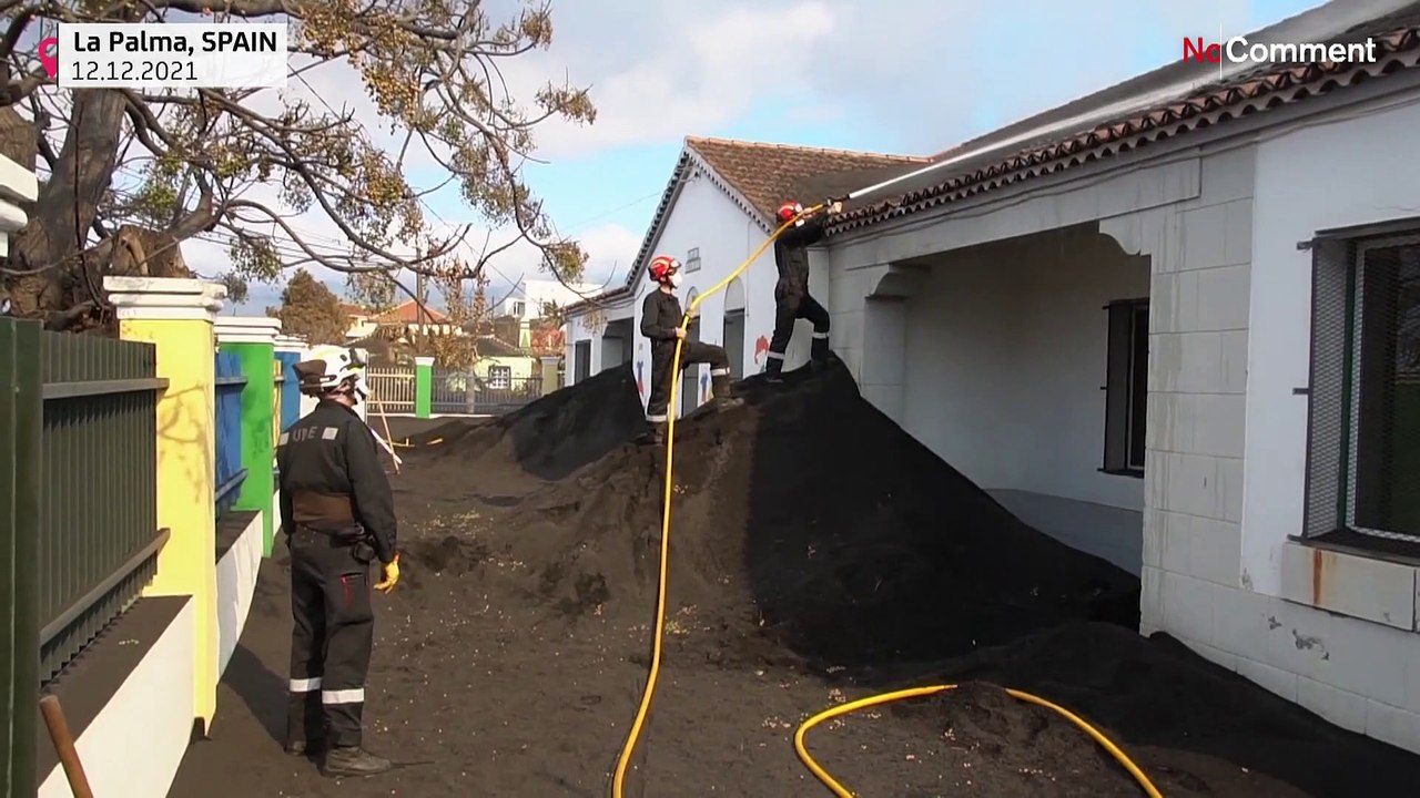 شاهد: بعد 85 يوماً على بدء ثورانه.. بركان "لا بالما" يواصل قذف الحمم