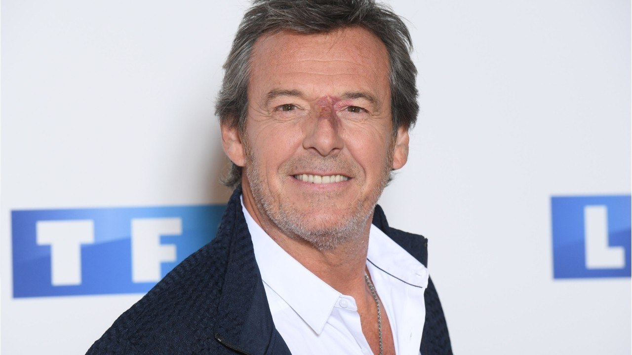 VOICI - Jean-Luc Reichmann : avant la finale de The Voice, il présente Lucette, « la fille de Nana Mouskouri "