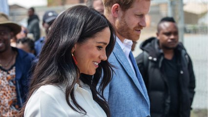 Télécharger la video: Voici - Meghan Markle responsable des récentes attaques contre la famille royale ? Le prince Harry le confirme