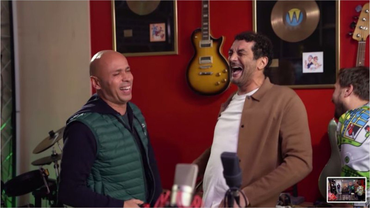 VOICI - Eric et Ramzy lynchés sur la Toile après avoir démoli le matériel des YouTubeurs McFly et Carlito