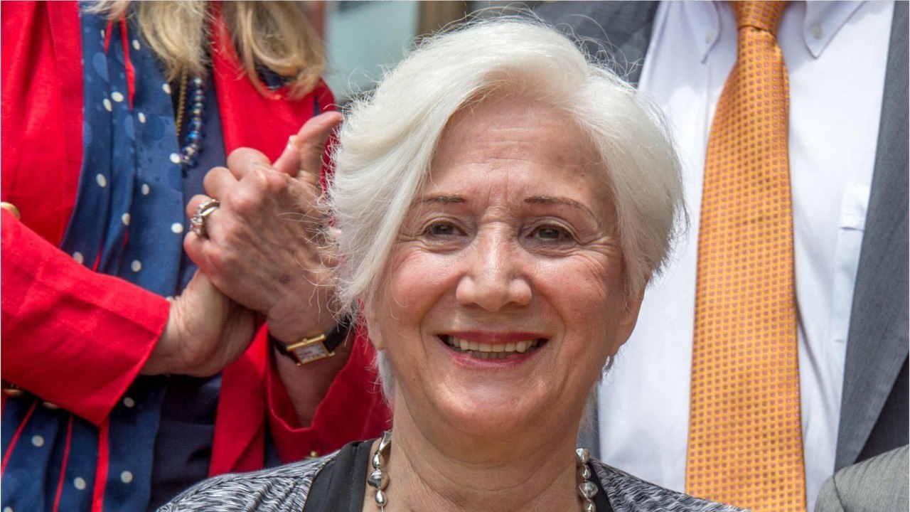 VOICI : Mort de l'actrice oscarisée Olympia Dukakis à l'âge de 89 ans, les fans sont en deuil