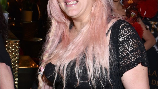 VOICI : Loana de retour sur Instagram : la star de Loft Story réapparaît après son hospitalisation