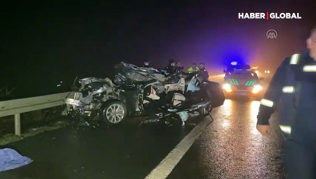 Şarkıcı Gülçin Ergül kazada yaralandı, arkadaşı öldü