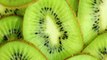 VOICI - les bienfaits du kiwi pour notre peau