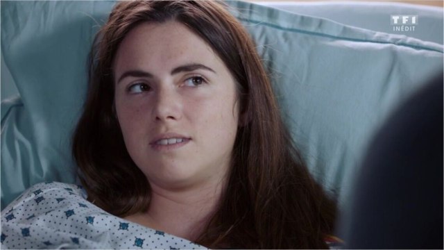 VOICI - Demain nous appartient : qui est Clémence Lassalas, l'interprète de Charlie Molina ?