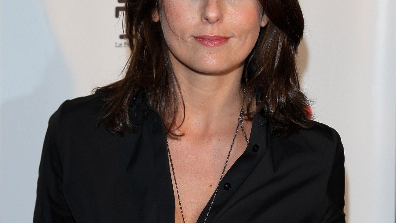 Voici - "Je pense souvent à lui" : Faustine Bollaert revient sur sa rencontre décisive avec Jean-Luc Delarue