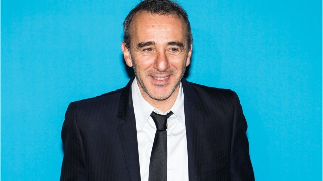 VOICI : Elie Semoun tacle Franck Dubosc et ses vidéos qui servent à rien et ne veulent rien dire