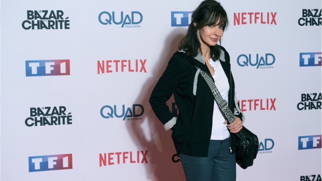 VOICI : Anne Parillaud victime d'inceste : l'actrice pense avoir été abusée par son père durant son enfance