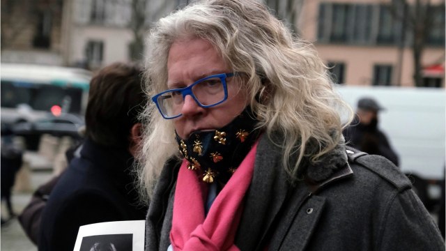 VOICI : Pierre-Jean Chalençon attaqué par Isabelle Balkany : il réplique violemment et la traite de sorcière