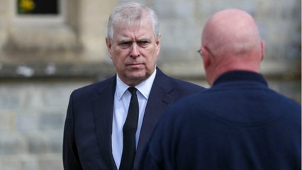 VOICI - Mort du prince Philip : ce conseil donné au prince Andrew concernant Jeffrey Epstein