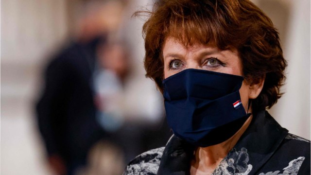 VOICI Roselyne Bachelot guérie de la Covid-19 : la ministre a repris ses activités au ministère de la Culture