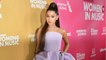 VOICI Ariana Grande Malade, Elle Fait Part De Sa Souffrance Dans Un Émouvant Message À Ses Fans (1)