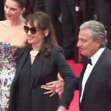 VOICI social- Christian Clavier Rend Un Tendre Hommage À Son Ex-compagne Marie-Anne Chazel (1)