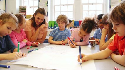 VOICI - Gims : son beau geste en cette rentrée scolaire