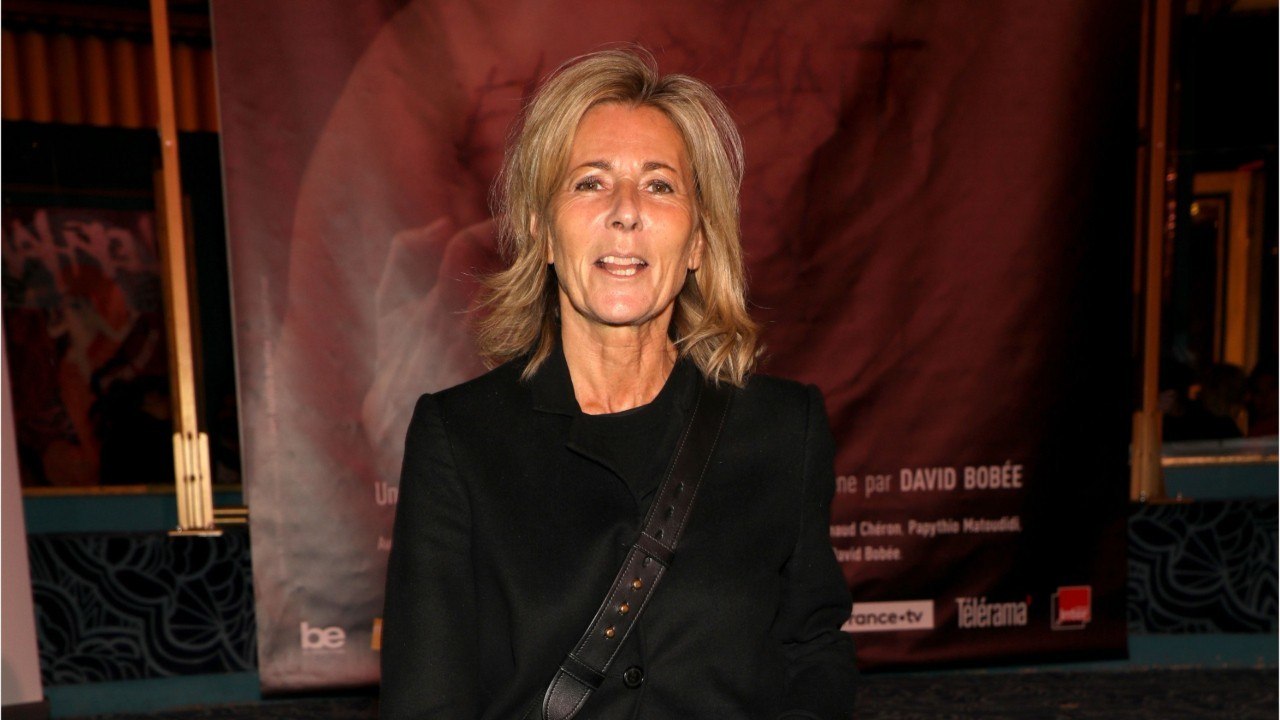 VOICI Claire Chazal bientôt au gouvernement ? Ce ministère qu'elle pourrait reprendre