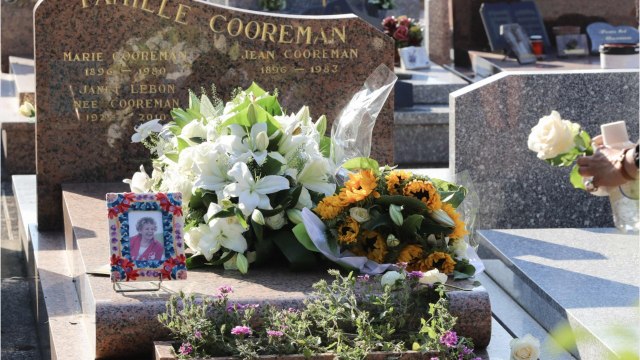 VOICI-Cérémonie d'adieu à Annie Cordy : sa nièce Mimi au bord des larmes lors de son discours