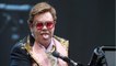 VOICI : Elton John : il donne enfin de ses nouvelles suite à sa sévère pneumonie !