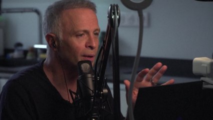 VOICI : Samuel Etienne épinglé par une médecin pour son live avec la dessinatrice Coco sur Twitch