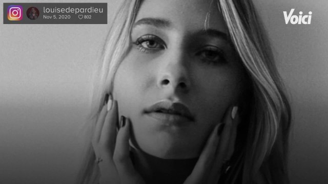 VOICI : Louise Depardieu partage un émouvant souvenir d'enfance avec sa maman Elise Ventre