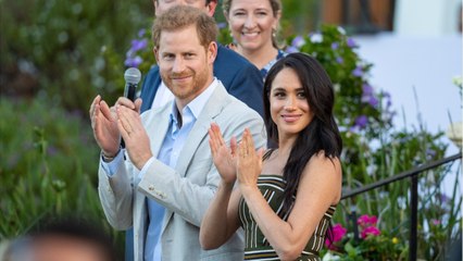 VOICI -   Elizabeth II : pourquoi la reine surveille-t-elle de près Meghan Markle et le prince Harry ?
