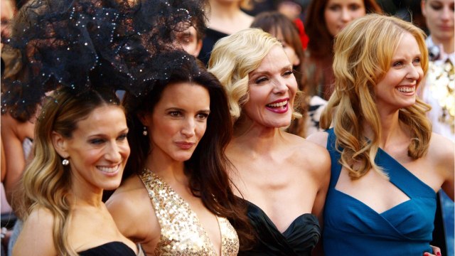 VOICI : Sex and the City : harcèlement sexuel sur le tournage de la série, une doublure témoigne