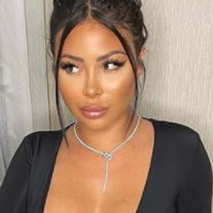 VOICI SOCIAL : Maeva Ghennam définitivement réconciliée avec Carla Moreau ? Ce cliché qui met fin à tous les doutes (1)