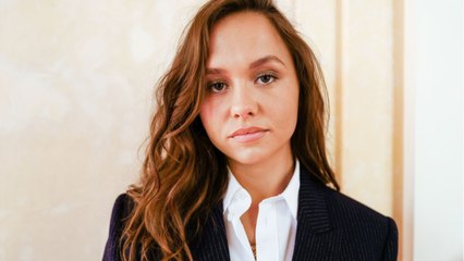 VOICI - Mektoub My Love - Intermezzo : Ophélie Bau sort enfin du silence neuf mois après le scandale autour du film