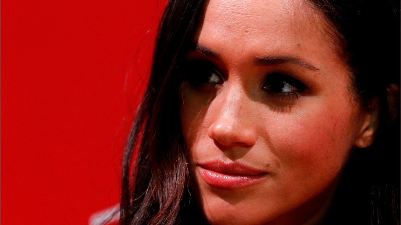 Voici - Meghan Markle : sa demi-soeur Samantha fait des révélations sur une série de photos controversées