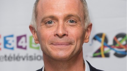 VOICI : Samuel Etienne en retard pour son live sur Twitch : le journaliste rassure les internautes et s'explique