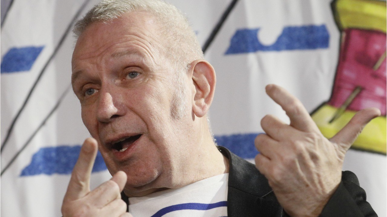 VOICI-Madonna : en concert à Paris, elle retrouve son ami Jean-Paul Gaultier