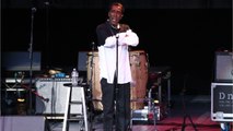 VOICI - Mort du chanteur Reggie Warren, membre du groupe phare des années 80 Troop, à l'âge de 52 ans