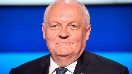 VOICI - François Asselineau : le chef de l’Union populaire a été placé en garde à vue