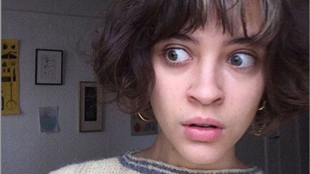 VOICI - Victoires de la musique 2020 : qui est Pomme, une des révélations de l’année ?