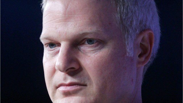 VOICI Mort de Steve Bing : inconsolable, son fils Damian Hurley s’exprime