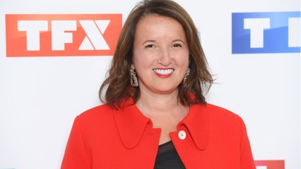VOICI : Anne Roumanoff gênée par la révélation d'un auditeur sur sa vie de maman