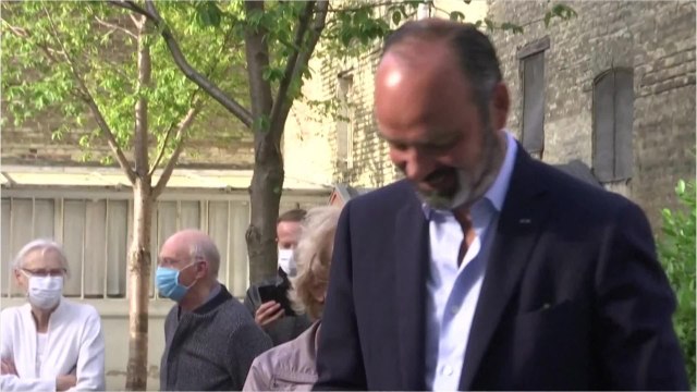 VOICI Edouard Philippe : pourquoi sa femme Edith Chabre n'apparaît jamais à ses côtés