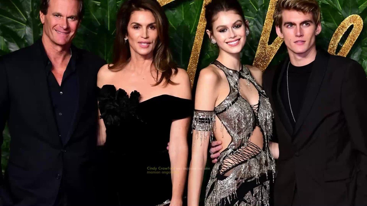 VOICI : Cindy Crawford : très inquiète pour l'état mental de son fils, Presley, elle cherche d'urgence un psychologue