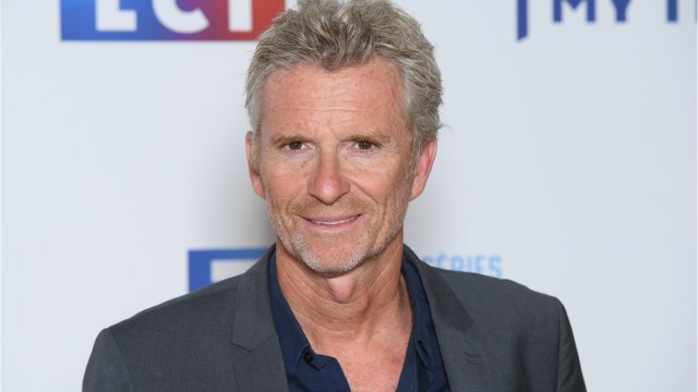 VOICI : Denis Brogniart stressé : l'animateur se confie aux internautes