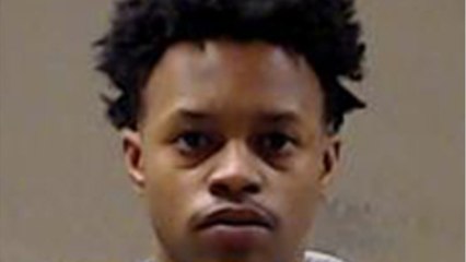 VOICI//Soupçonné du meurtre de son cousin, le rappeur américain Silentó a été arrêté