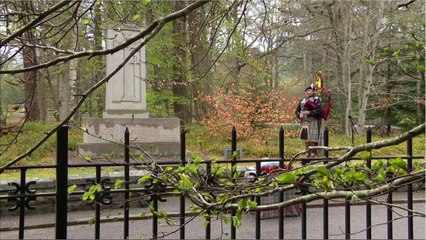 VOICI-Coronavirus : le prince Charles est désespéré pour une très bonne raison