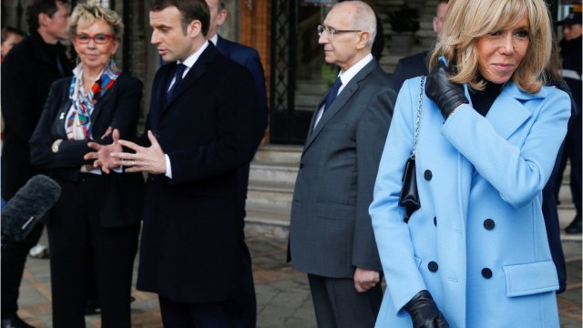 Voici - Brigitte Macron : la gaffe très vexante d’Eric Dussart lors de leur échange téléphonique
