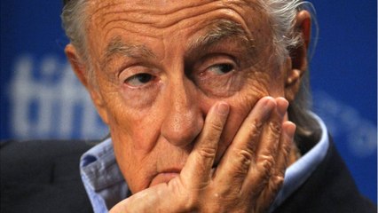 VOICI Joel Schumacher : la profession rend hommage à la carrière du réalisateur après l’annonce de sa disparition